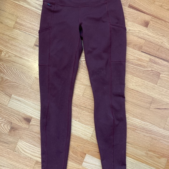 W’s Patagonia Pack Out Leggings - Picture 3 of 8